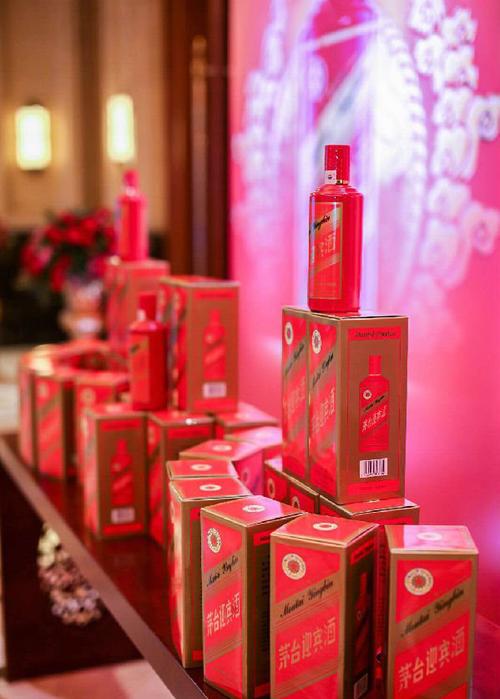 茅台酱香系列酒宴席主打产品茅台迎宾酒中国红在重庆上市